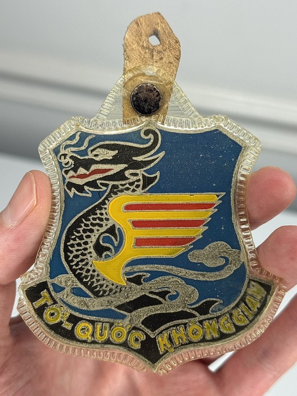 Original Republic of Vietnam Air Force VNAF Metal Pocket Hanger Badge ARVN Named