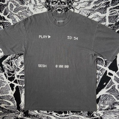 TeamSESH  VHS MENU  Gray Graphic Print Crew Neck T-Shirt Men s L