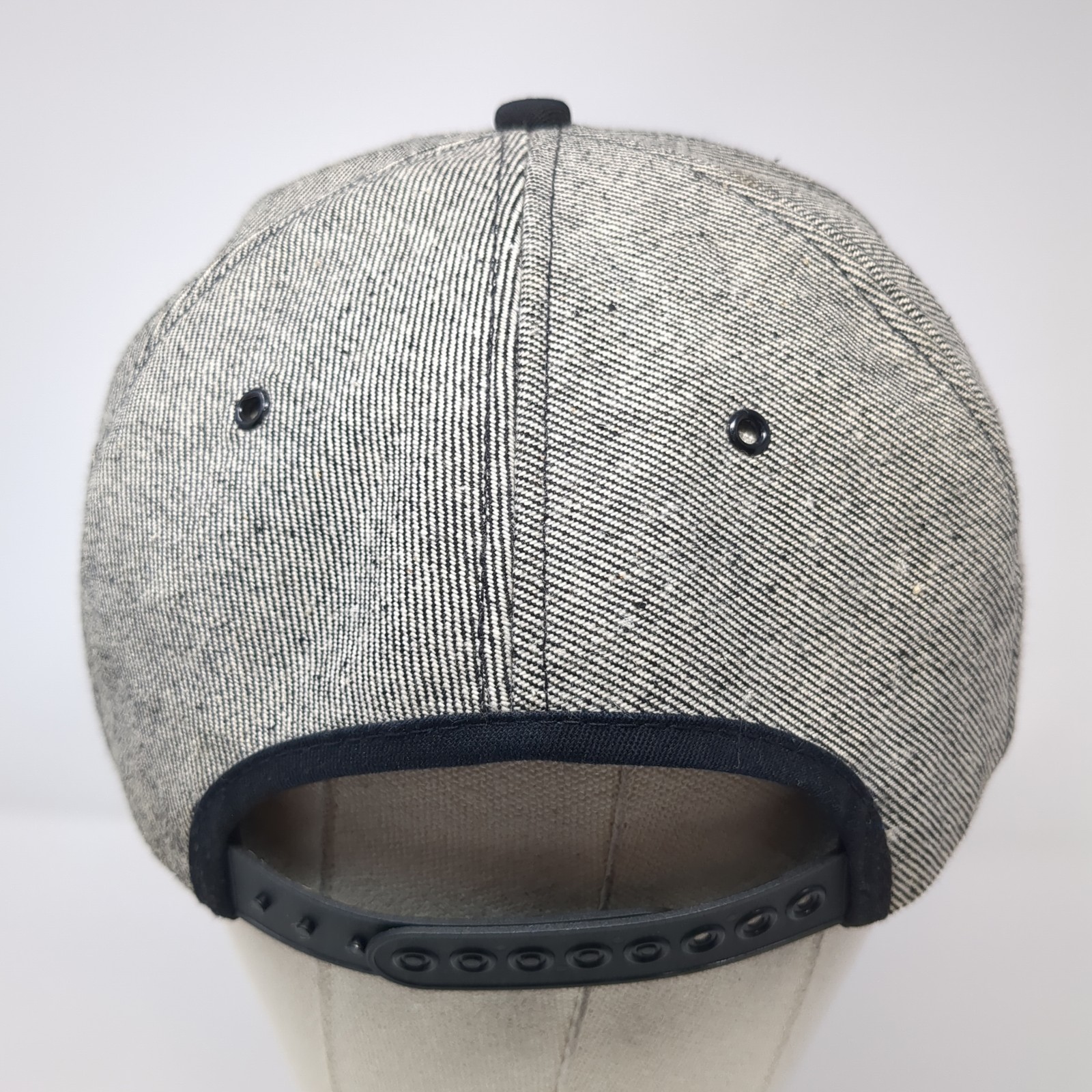 John Deere Logo Patch Snapback Hat Gray One Size … - image 6