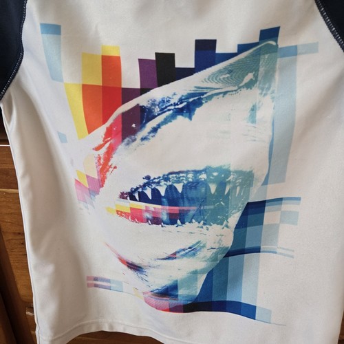 Old Navy Rashguard Boys Bundle Of 2 Sz XS 5 Swim Top Beachwear Shark Palm Trees - Picture 4 of 12