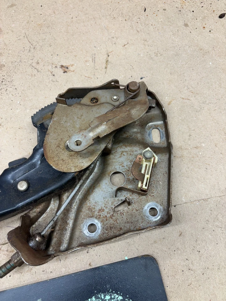 1994 1996 年道奇达科塔 E 紧急制动踏板组件垫脚垫释放 — 第 4/4 张图片