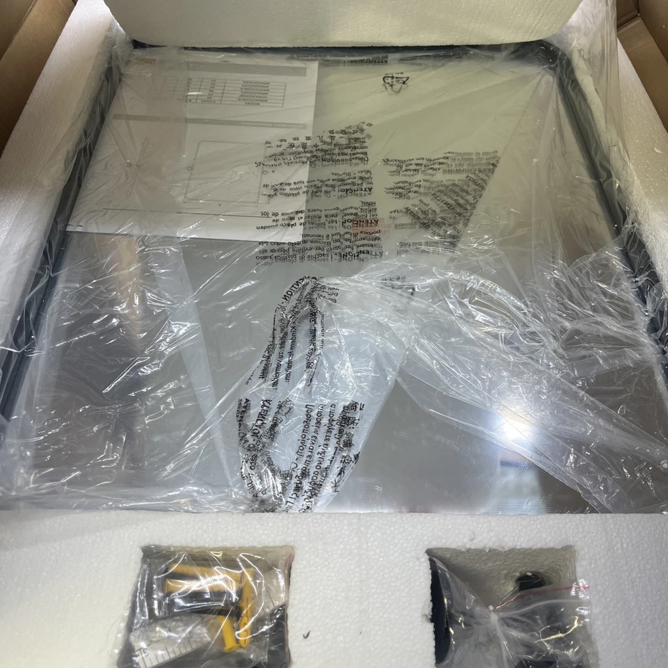 Elegant Lighting MR6A2024 Everly 20" W x 24" H Transitional - Black - Image 2 of 3