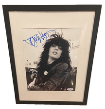 Axl Rose Among Rockers with Autographs in 2013 Topps Archives Baseball 14