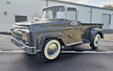 BEAUTIFUL 1959 TONKA CUSTOM PICK UP WITH HOOD SCO0P STEEL GRAY IN COLOR .