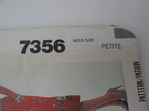 1980's McCall's Misses' Dress Pattern 7356 Size 6-8 UNCUT (C) - Picture 2 of 6