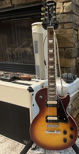 Epiphone 1959 Les Paul Standard  New Condition.
