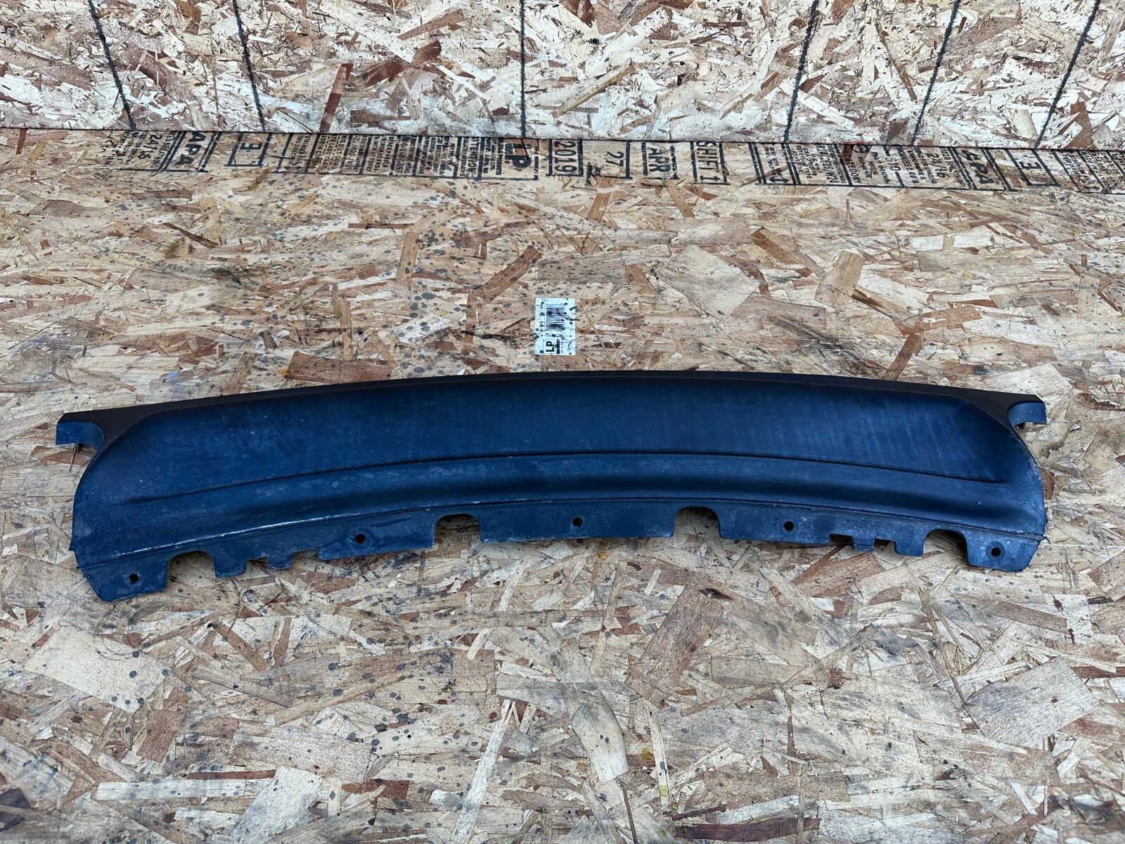 REAR BUMPER LOWER MOLDING TRIM DIFFUSER OEM 74K 14-19 MASERATI GHIBLI S Q4
