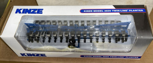 SpecCast Kinze 3600 Twin-Line Planter 16-30" Interplant Limited Edition 1/64 NIB - Picture 2 of 4