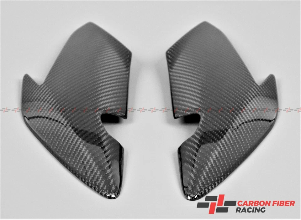 Triumph Street 2017-2022 paneles laterales triples - 100 % fibra de carbono Foto 2 de 3