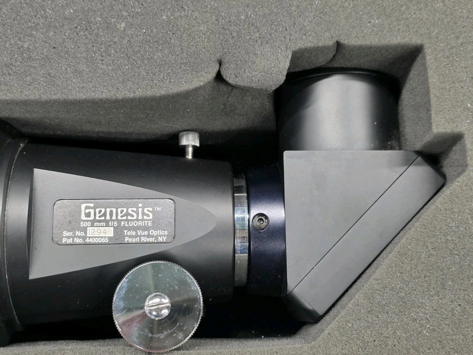 Tele Vue Genesis Telescope With Case  - Image 2 of 4