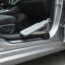 Adjustable-Angle Car Roof Pedal Folding Vehicle Door Latch Step Portable Car