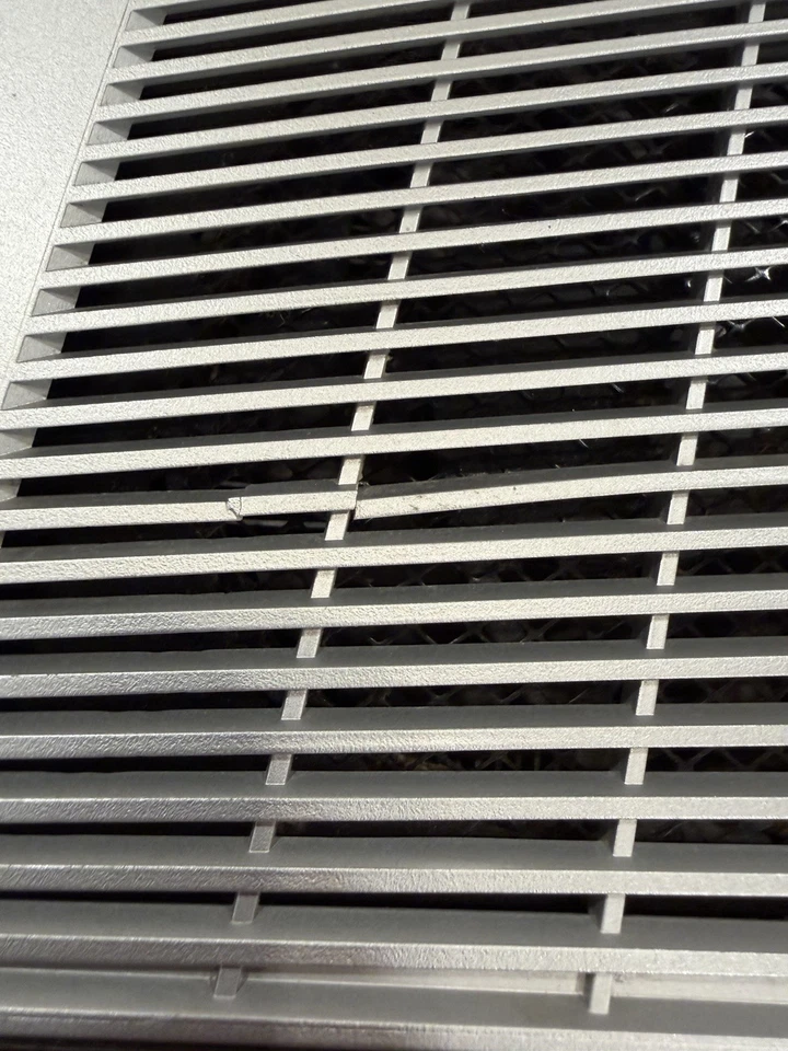 Halo Reach Xbox 360 Special Edition Console With Halo 1 3 4 ODST Reach games - Image 3 of 4