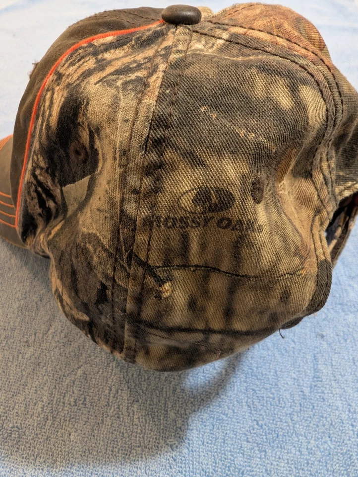 Lote de sombreros de caza de colección Field & Stream & Bone calavera de ciervo camuflaje Foto 3 de 4