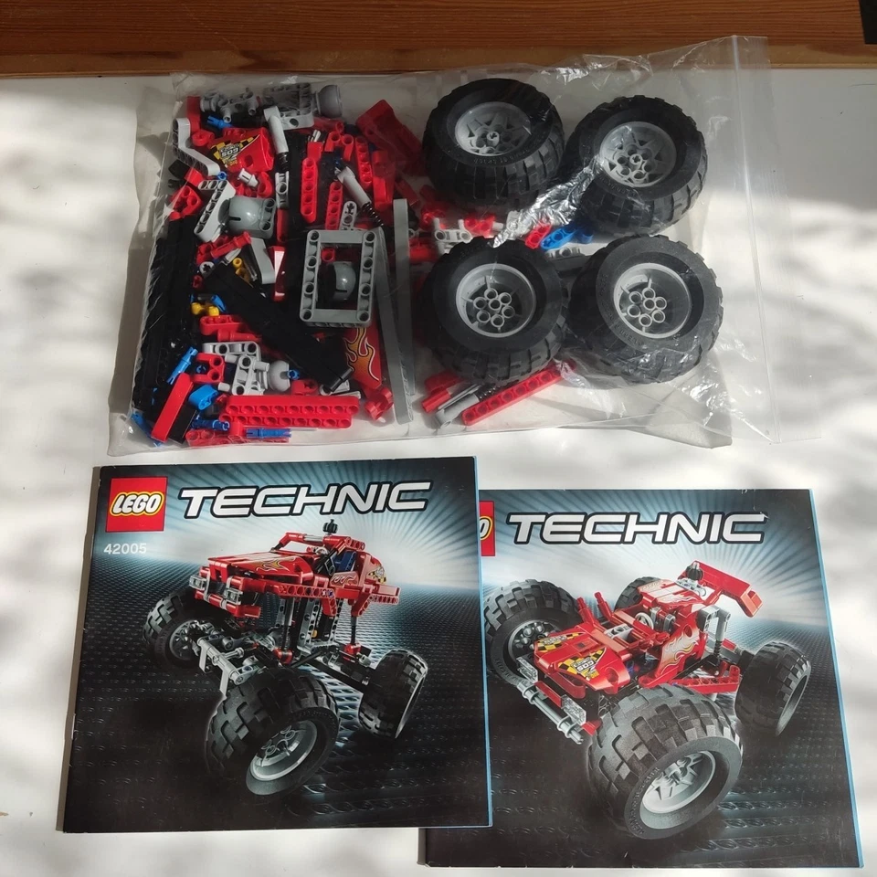 LEGO Technic 42005 Monster Truck, photo 2 of 4