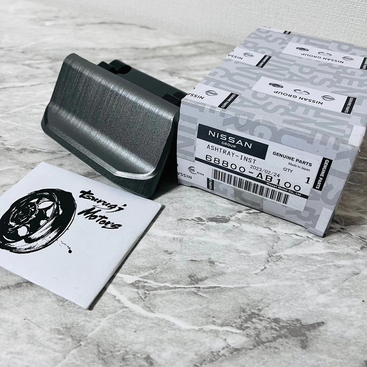 スカイライン　ER34 後期型　ashtray Nissan Skyline GT-R R34 BNR34 Late Model Ash tray New Genuine