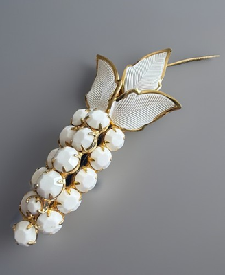 #ad #ad Vintage Faceted White Milk Prong Set Glass Brooch Juliana Style Floral Spray X6 $29.99