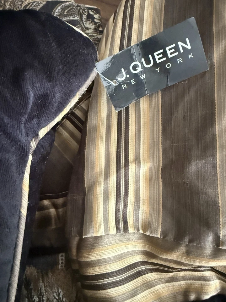 J. Queen New York Onyx Black Tan Blue Paisley Shams, Dust Ruffle, Panels, pillow - Image 2 of 3