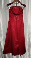 Michaelangelo Size 6 Davids Bridal Red Formal Dress Evening Gown Embroidered