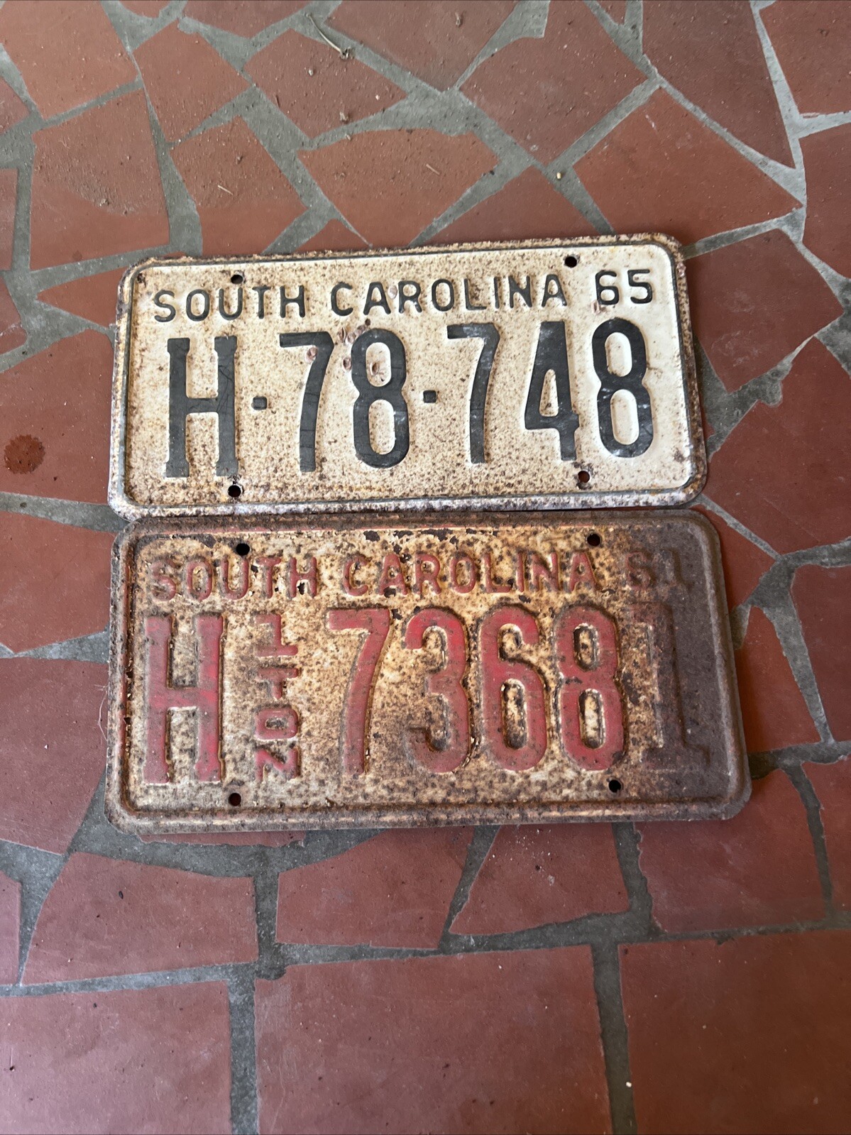 Два винтажных номерных знака 1960-х Sc