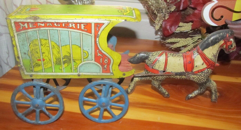 Antique Converse Horse Drawn Menagerie Wagon Tin & Wood Vintage Toy Circus Graph
