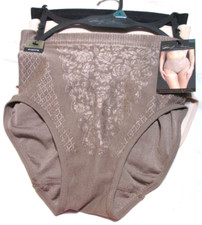 MARILYN MONROE Women  s 3-Pk Shaping BRIEF Seamless FIRM Tummy Panel SZ S-NWT-42.