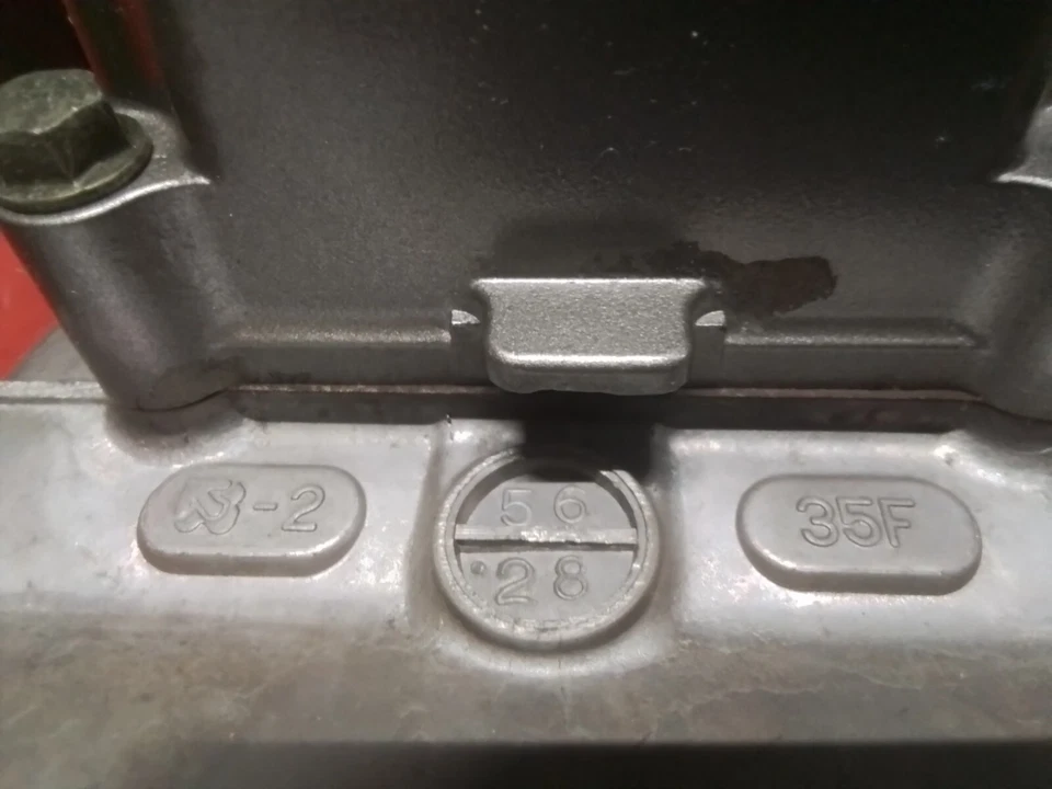 Carcasa superior e inferior del motor Suzuki GSXR 600 2004-2005 + cilindros Foto 3 de 4