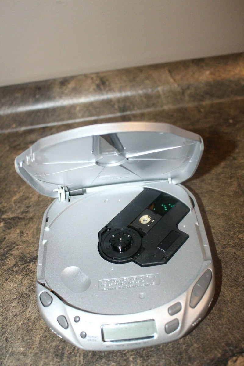 Sony Discman CD Compact Player Groove Electronic Shock