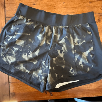 Tek Gear  EUC Large