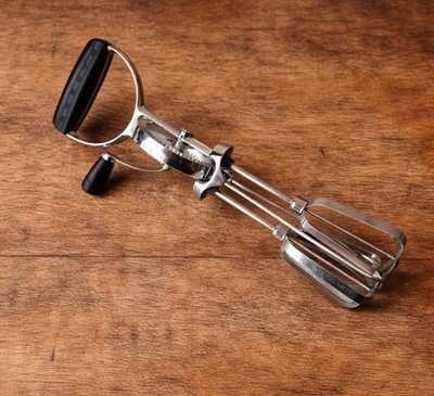 Vintage Ekco Egg Beater Hand Mixer Black Handle Stainless Steel Retro Kitchen