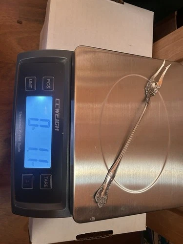 Sterling Silverware 1.1 ounces pickle fork 8 1/2” stratford international