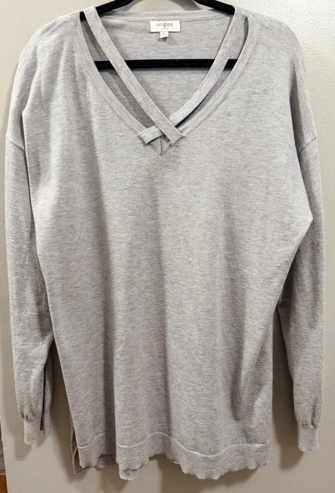 Suéter túnica para mujer UMGEE detalle cruzado frontal gris grandes lados divididos Foto 3 de 4
