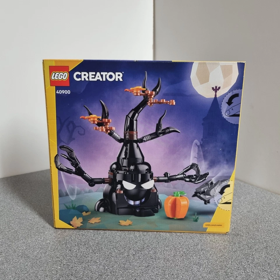 LEGO 40900 Scary Haunted Tree, photo 4 of 5