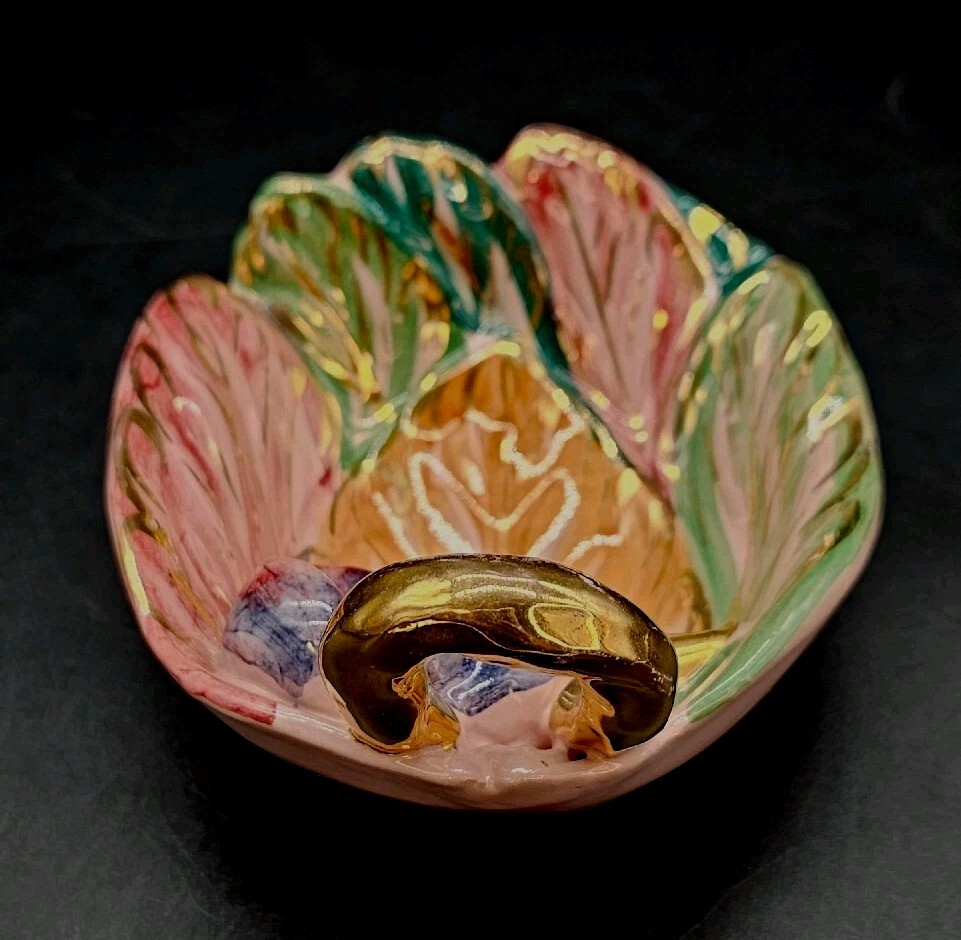 Vntg Italian Pottery Hand Painted Ceramic Applied Figs Leaf Trinket Bowl Handle