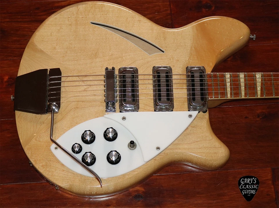 Rickenbacker 375 1967 Foto 3 de 4