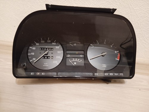 BMW E28 Instrument Gauge Cluster Speedometer, VDO 220 KM/H M5 525i 527i 520i 535 - Picture 3 of 15