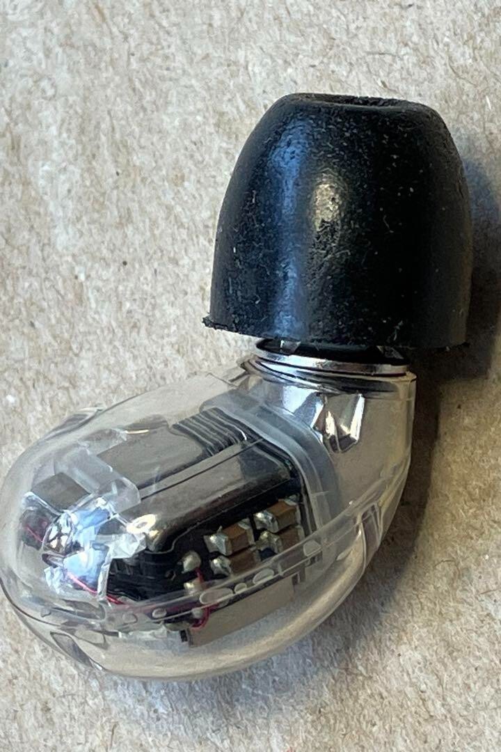 SHURE SE846 ジャンク品 SHURE 【中古】SE846-CL+BT2-A(ジャンク・返品不可)【秋葉原