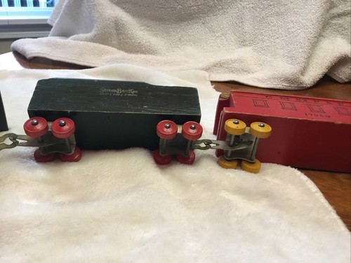 Antique Strombecker Wooden Train and Car Set of Four - LARGE CARS - Picture 8 of 12