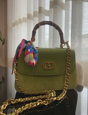 Borsa a mano donna verde pelle rettangolare manico bambù tracolla catena oro