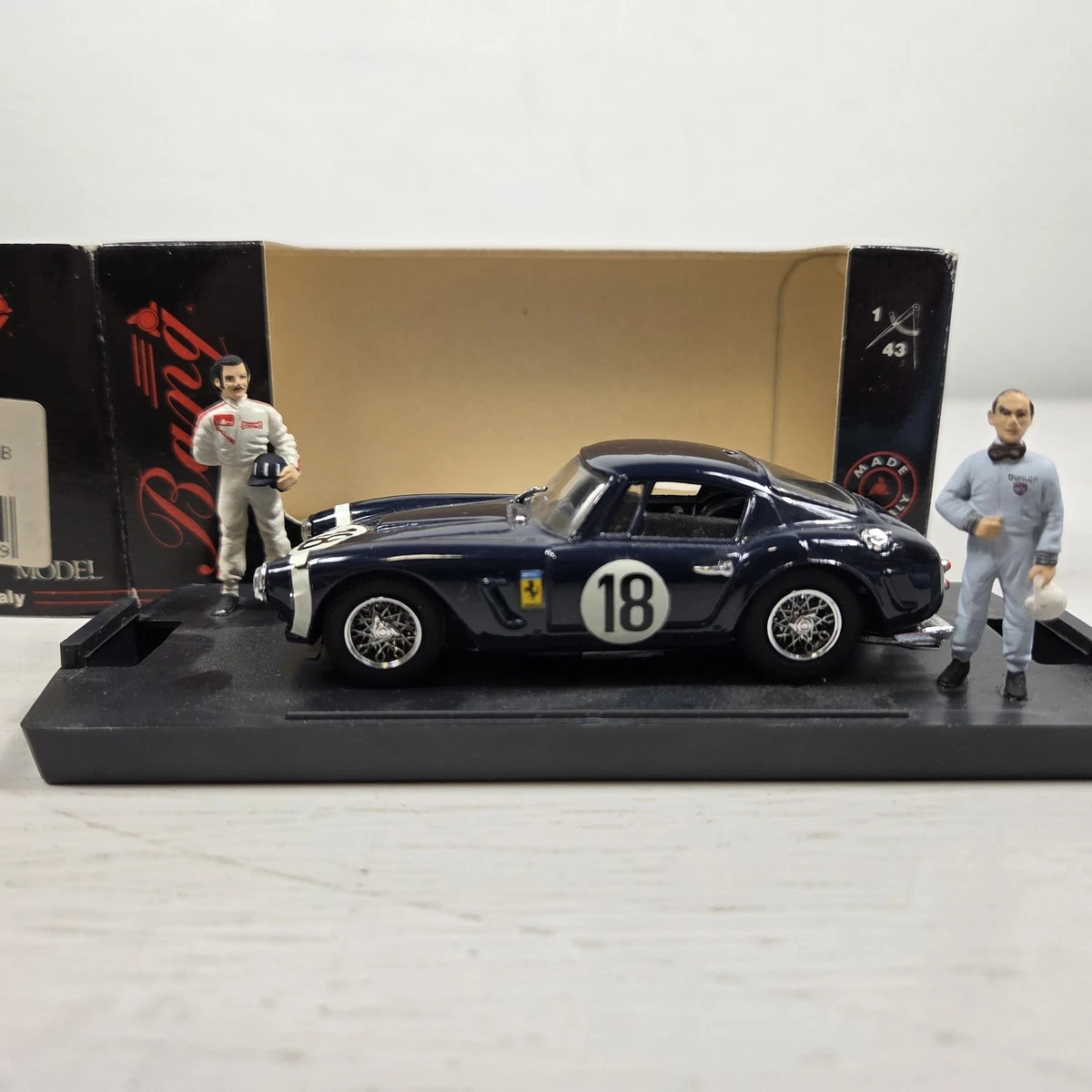 Miniatures FERRARI 1/43 de marque TOP MO à vendre