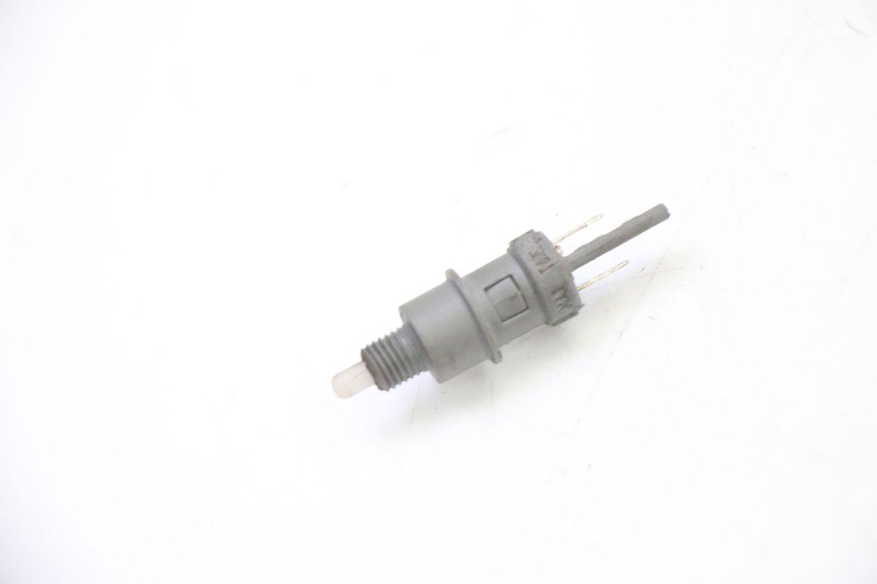 LEFT STOP LIGHT SWITCH - PEUGEOT SPEEDAKE 50 (1995 - 1997)