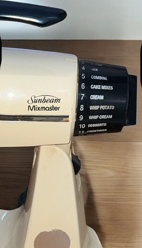 Vintage 60th Anniversary Sunbeam Mixmaster With accessories - Picture 5 of 11