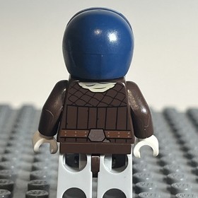 Lego Star Wars Minifigure: sw0709 Han Solo Parka, Dark Brown Coat - Set 75138 2B
