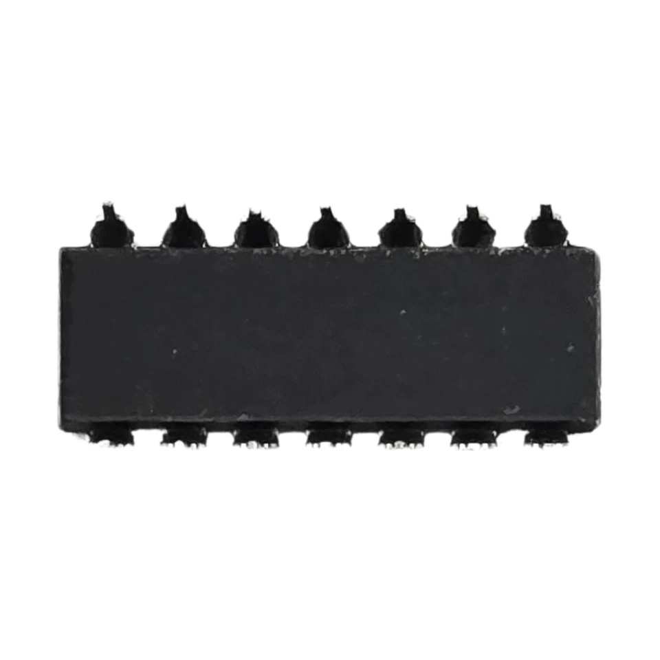 Signetics NE521N High-Speed Dual Differential Comparator / Sense Amplifier - Image 3 of 4