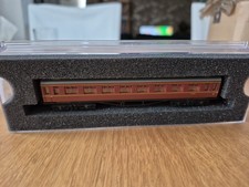 Dapol 2P-000-002 Collett Corridor Composite BR Maroon W7021
