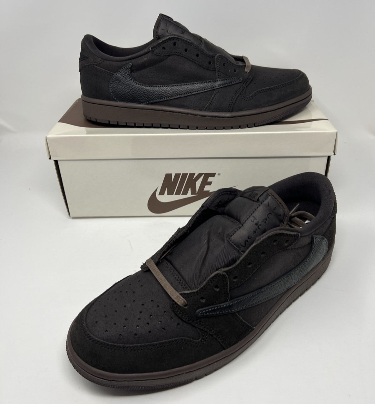 Travis Scott x Air Jordan 1 Retro Low OG SP Velvet Brown Size 11.5 DM7866-202