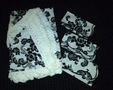 NOS Vtg Tablecloth W/ 3 Napkins Black White Floral W/ Fringe 64" Round