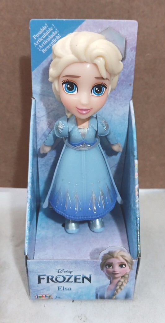 Disney MINI PRINCESS Queen Elsa 3.25&rdquo; Figure Doll Wings Poseable Ages 3+