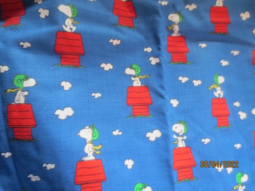 2 yds 2" x 44 Peanut's Snoopy Concord 2002 fabric Wearing Flight Cap Red Barron - Picture 3 of 6