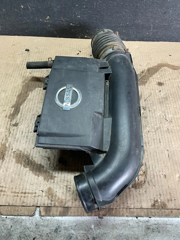 2005-2011 Nissan Pathfinder Xterra 4.0L Air Intake Resonator Box OEM M8988 DG - Image 3 of 4
