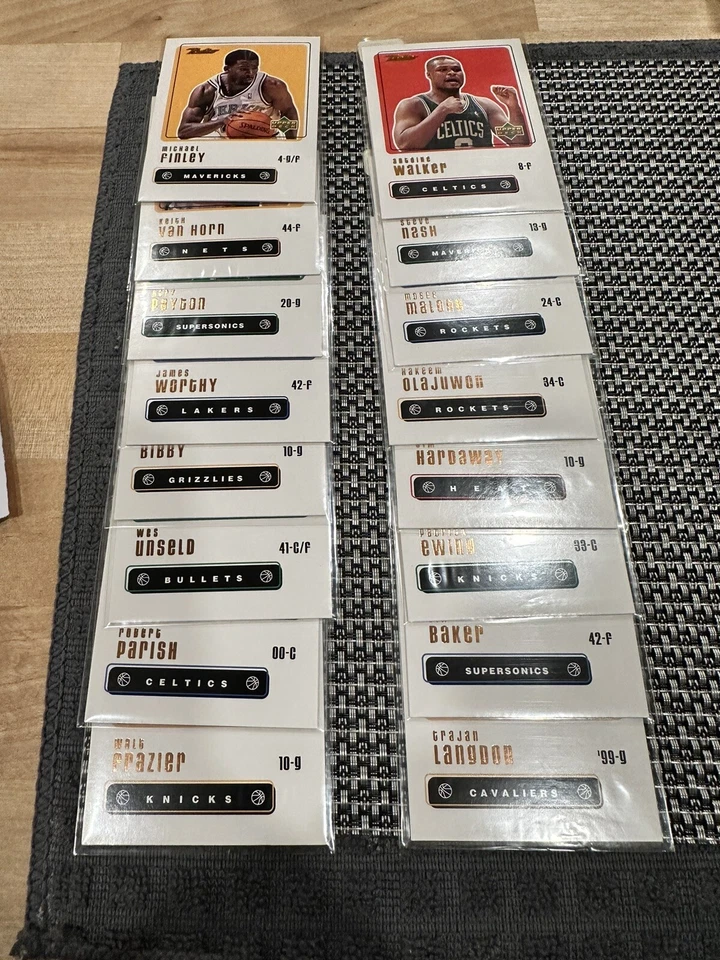 Lote de cartas de baloncesto retro de cubierta superior 1999-00 (72), estrellas, HOFers bonito lote/lista Foto 3 de 4